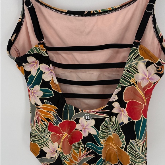 NWOT Hurley Tropical Floral One-Piece Swimsuit - Picture 4 of 10